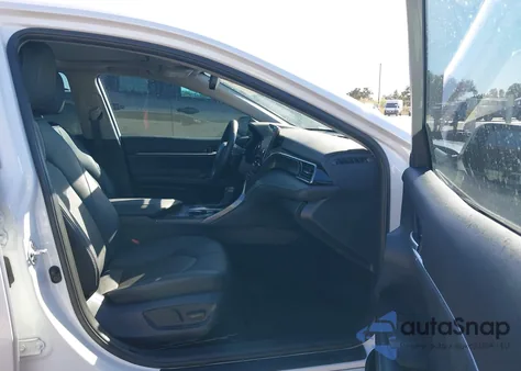 2023 Toyota Camry Xse Hybrid z USA, uszkodzony, nr VIN 4T1K31AK8PU609471